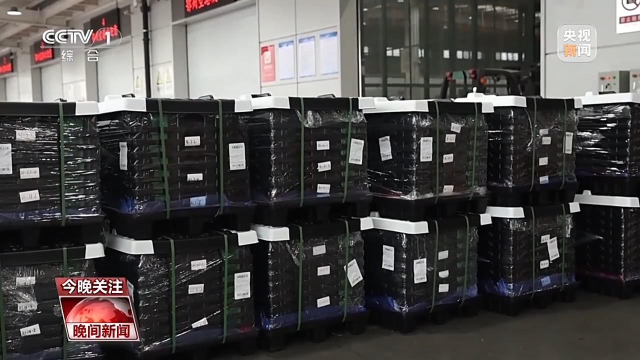 户疯狂补货 中国外贸企业订单暴涨PG电子麻将胡了2忙忙忙！美国客(图4)